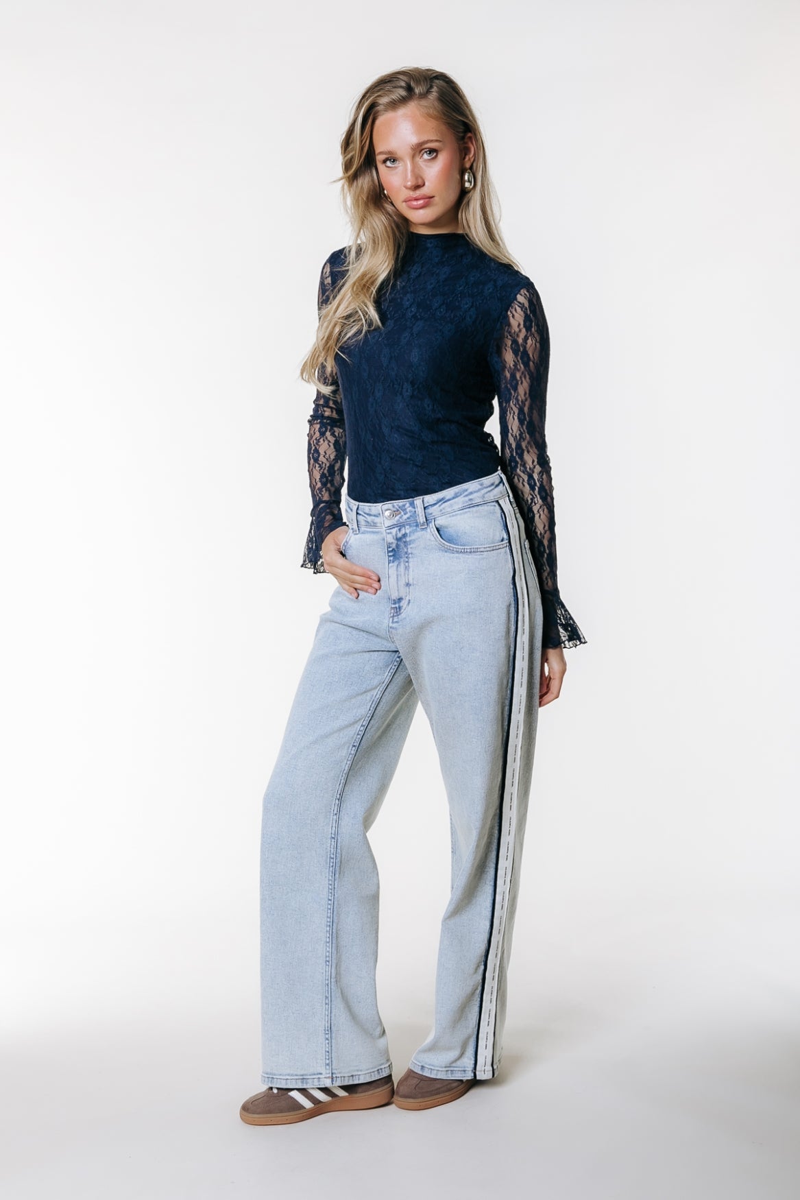 Top Nena Lace