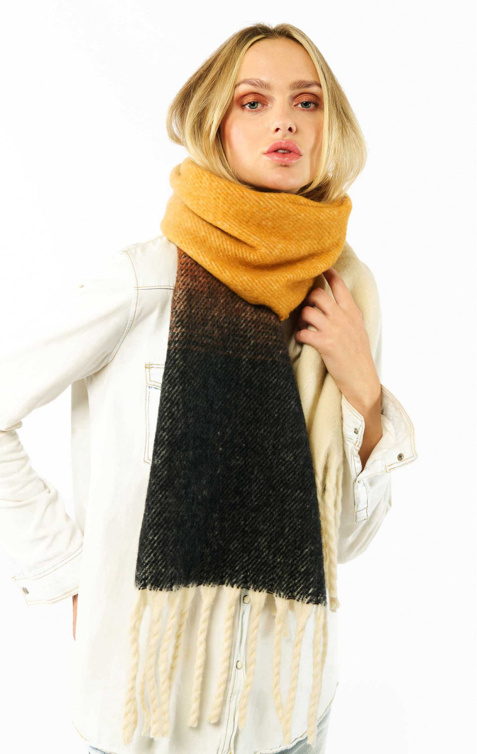 Scarf Salina