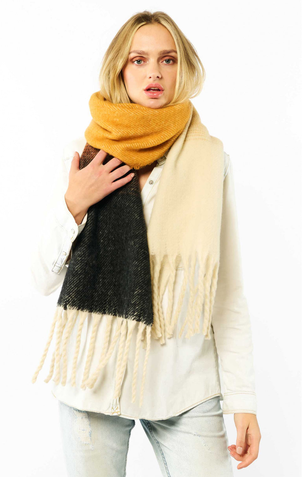 Scarf Salina