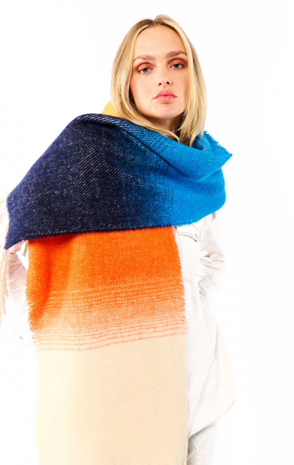 Scarf Salina